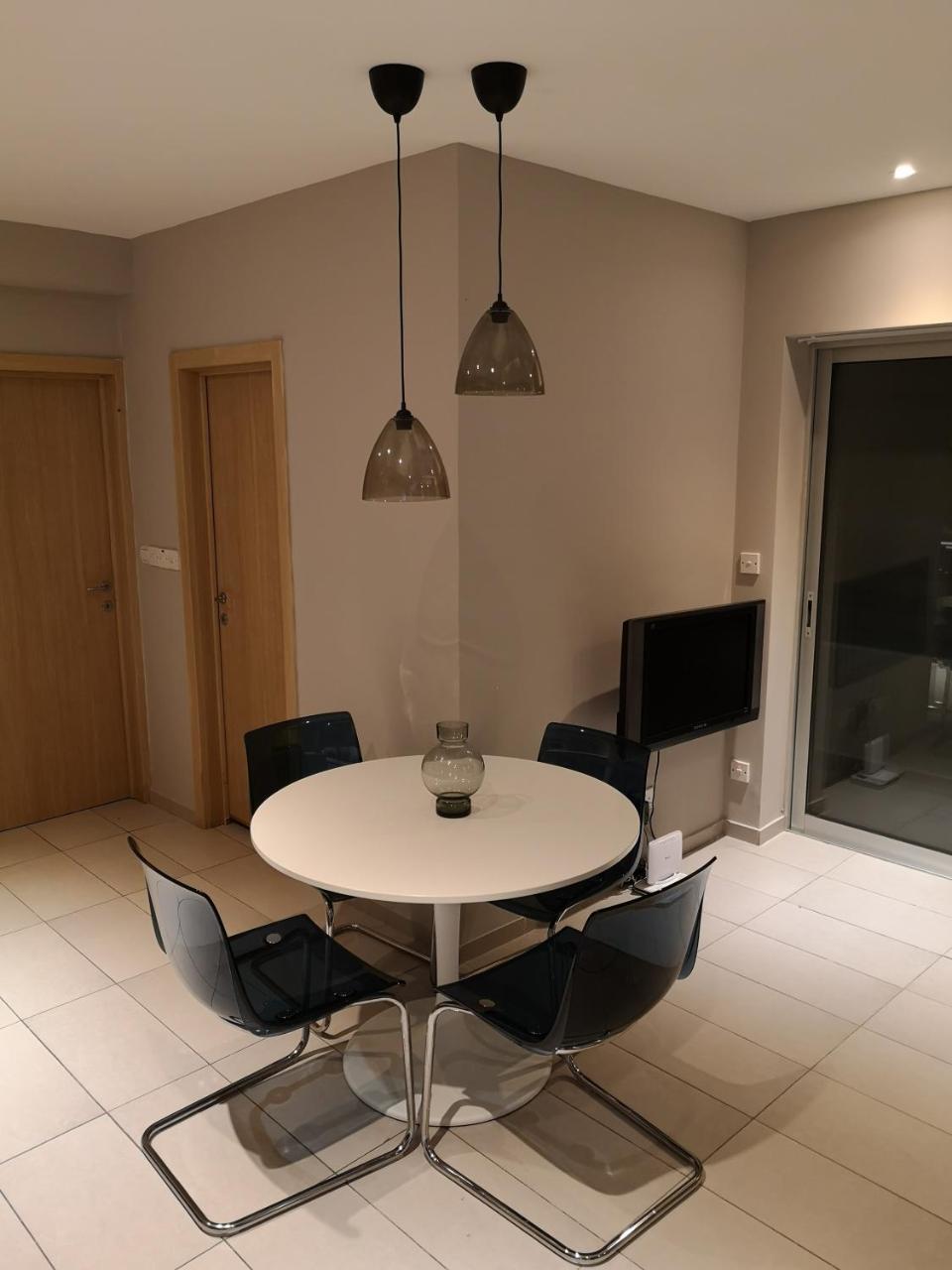 Beachfront Amazing New Apartment リマソール エクステリア 写真